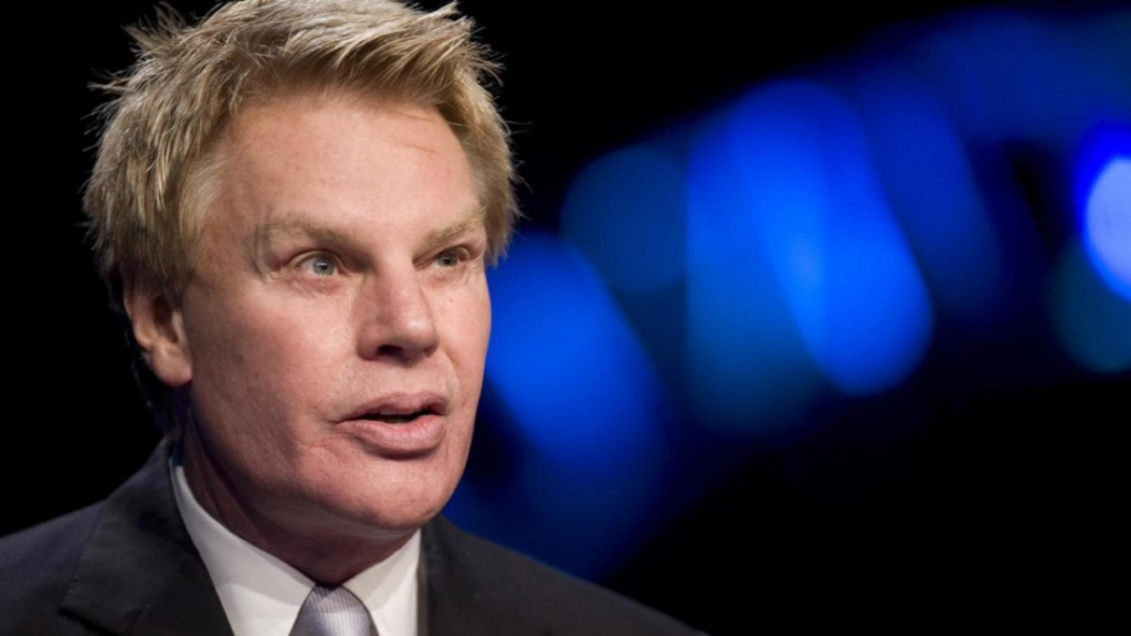 El expresidente de Abercrombie es arrestado en EE.UU. por explotación sexual de hombres jóvenes
