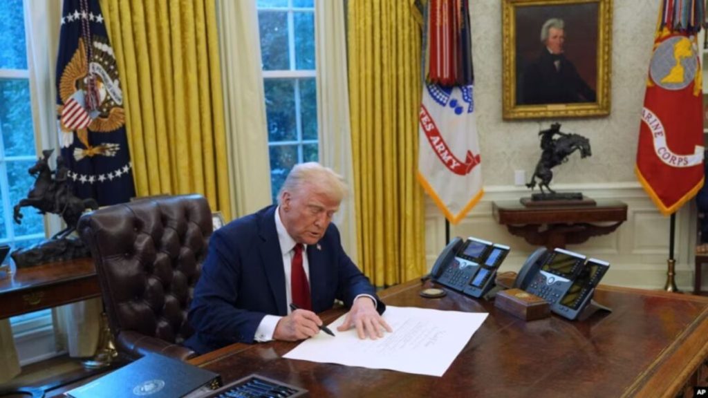 ¿Cómo funcionará la “tarjeta dorada” de Trump?