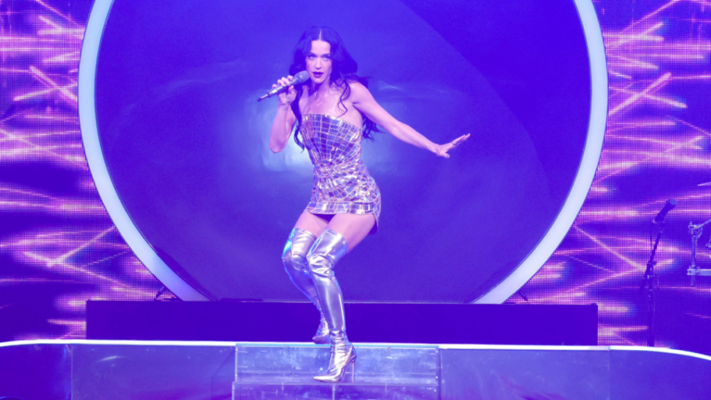 Katy Perry y un grupo de mujeres viajarán al espacio en un cohete de Jeff Bezos