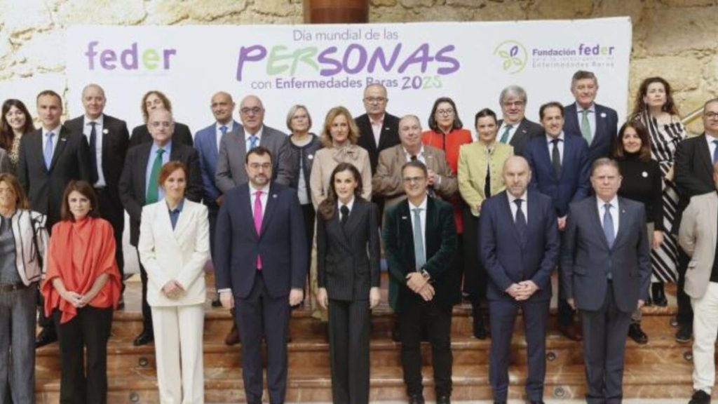 Reina Letizia impulsa la sastrería masculina femenina