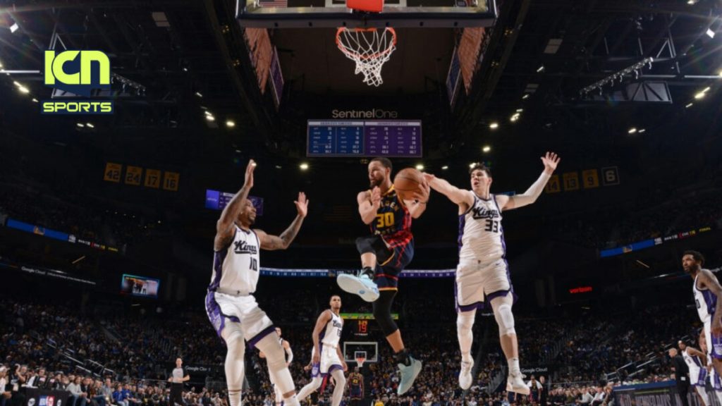 Stephen Curry llega a 4.000 triples en triunfo de Warriors sobre Kings