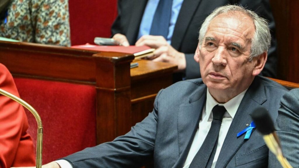 Los aranceles de Trump son una “catástrofe” para Europa y EEUU, afirma el primer ministro francés