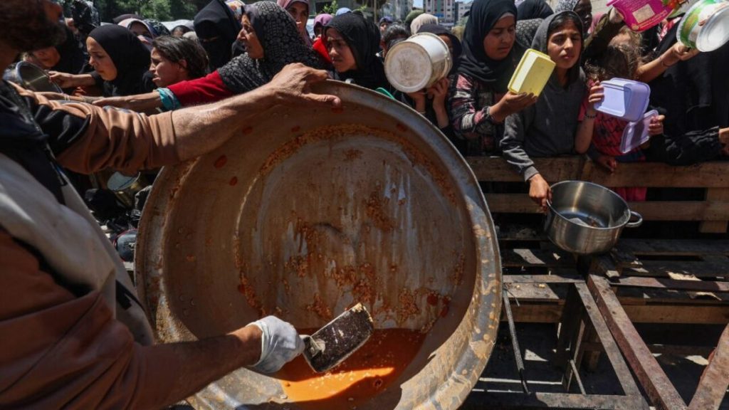 Hamás afirma que Israel usa la entrega de ayuda a Gaza como “chantaje político”