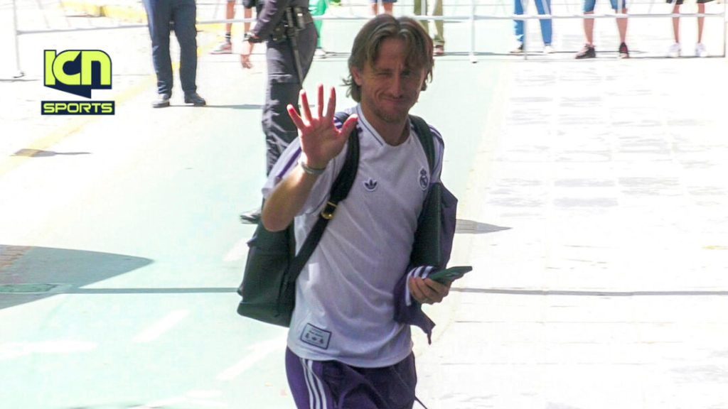 Modric llega a Italia para finalizar fichaje por el Milan